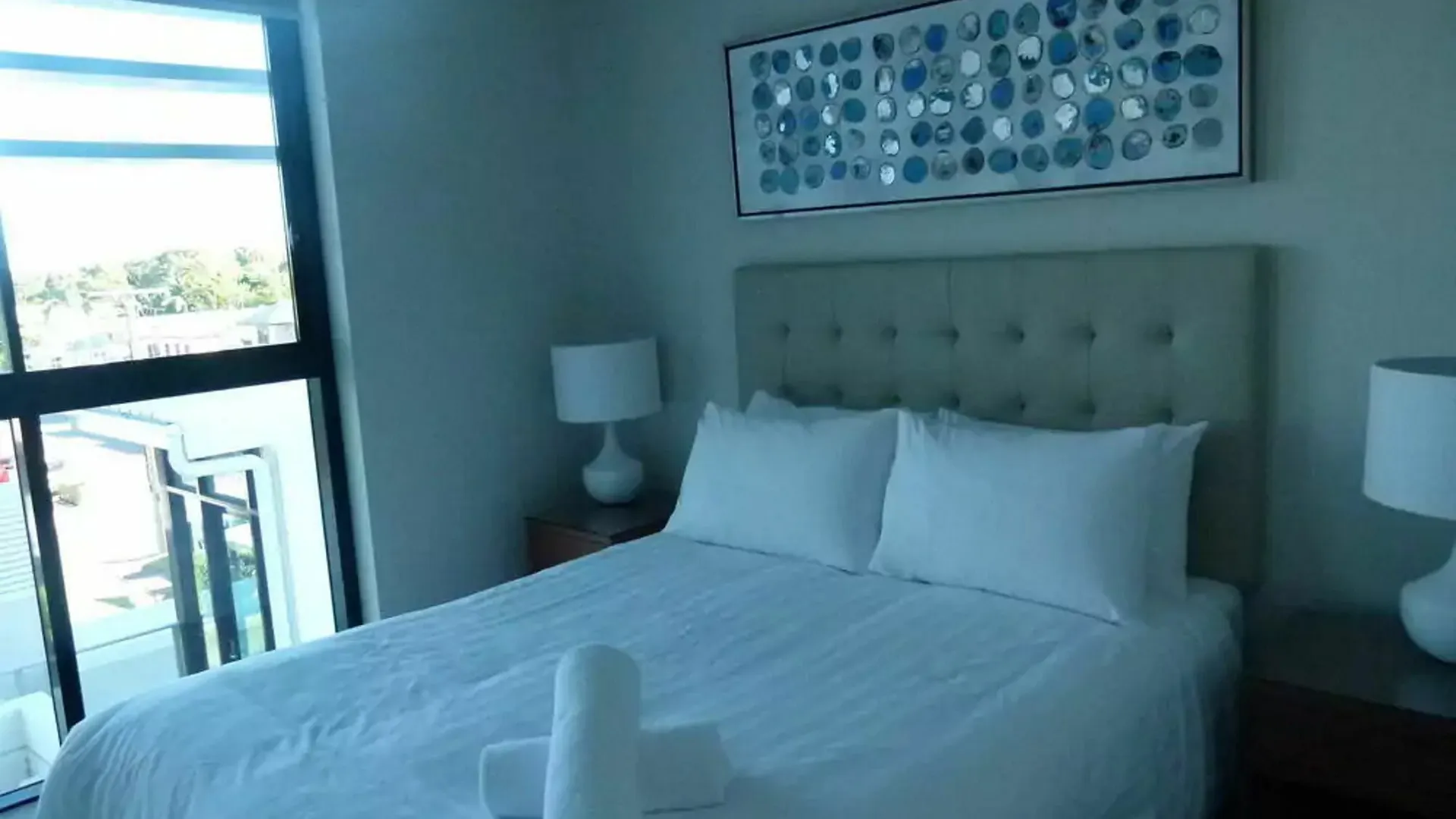 Pure Kirra Aparthotel Gold Coast 3*,  Australië