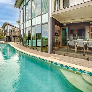 Shelly Seaside A , Caloundra Australia
